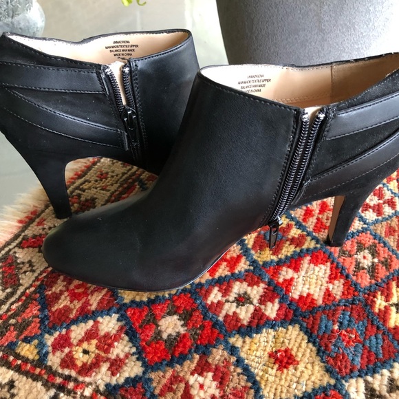 👗HOST PICK•2/17/20👗 ‘Madriena’ LEATHER & SUEDE - Picture 1 of 6